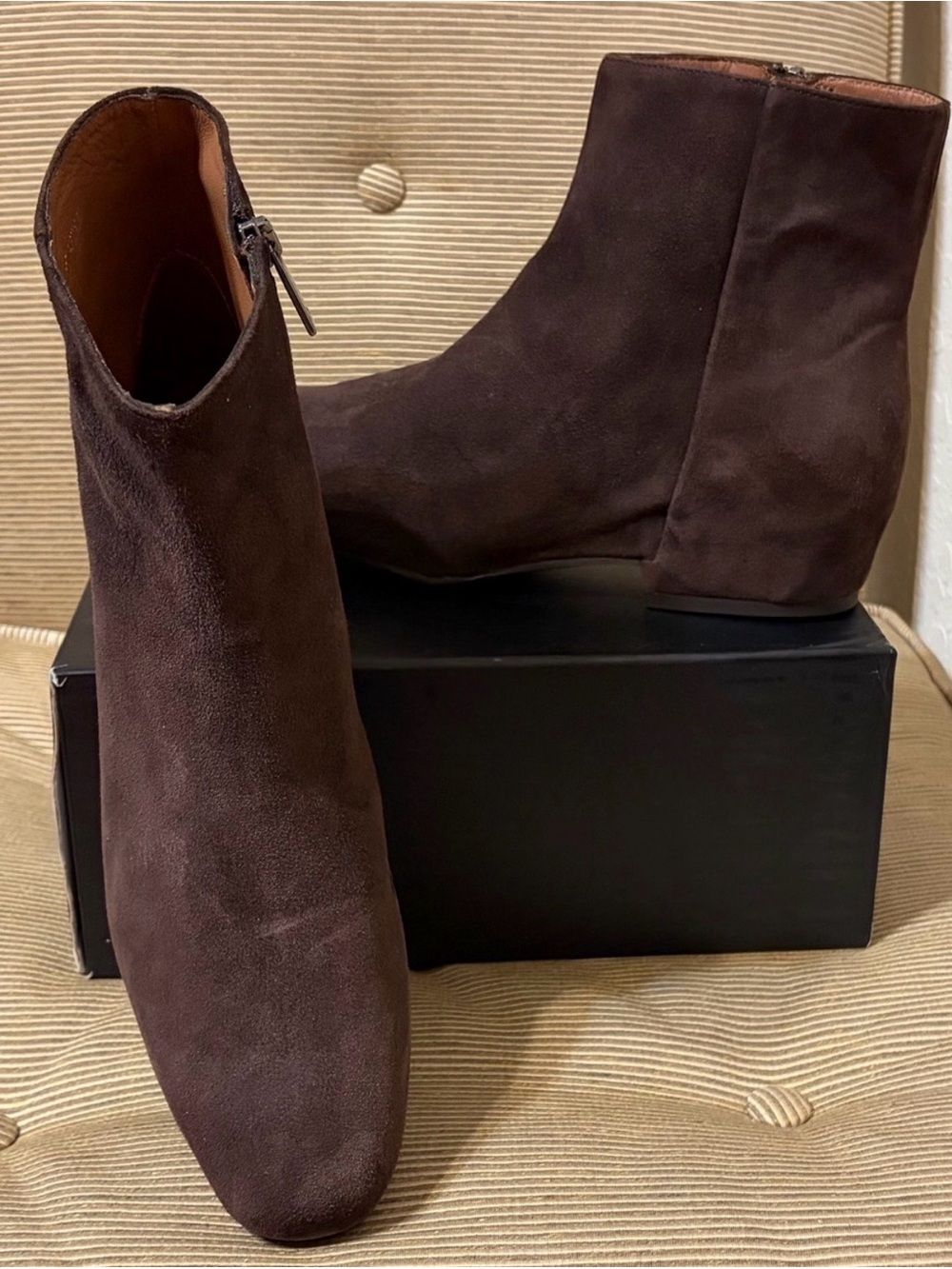 NWOT🔥Aquatalia Ulyssa Women's Ankle Boots in Espresso - Size 9.5